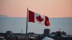Middlefield Canadian Income to adopt Saba’s ETF proposal